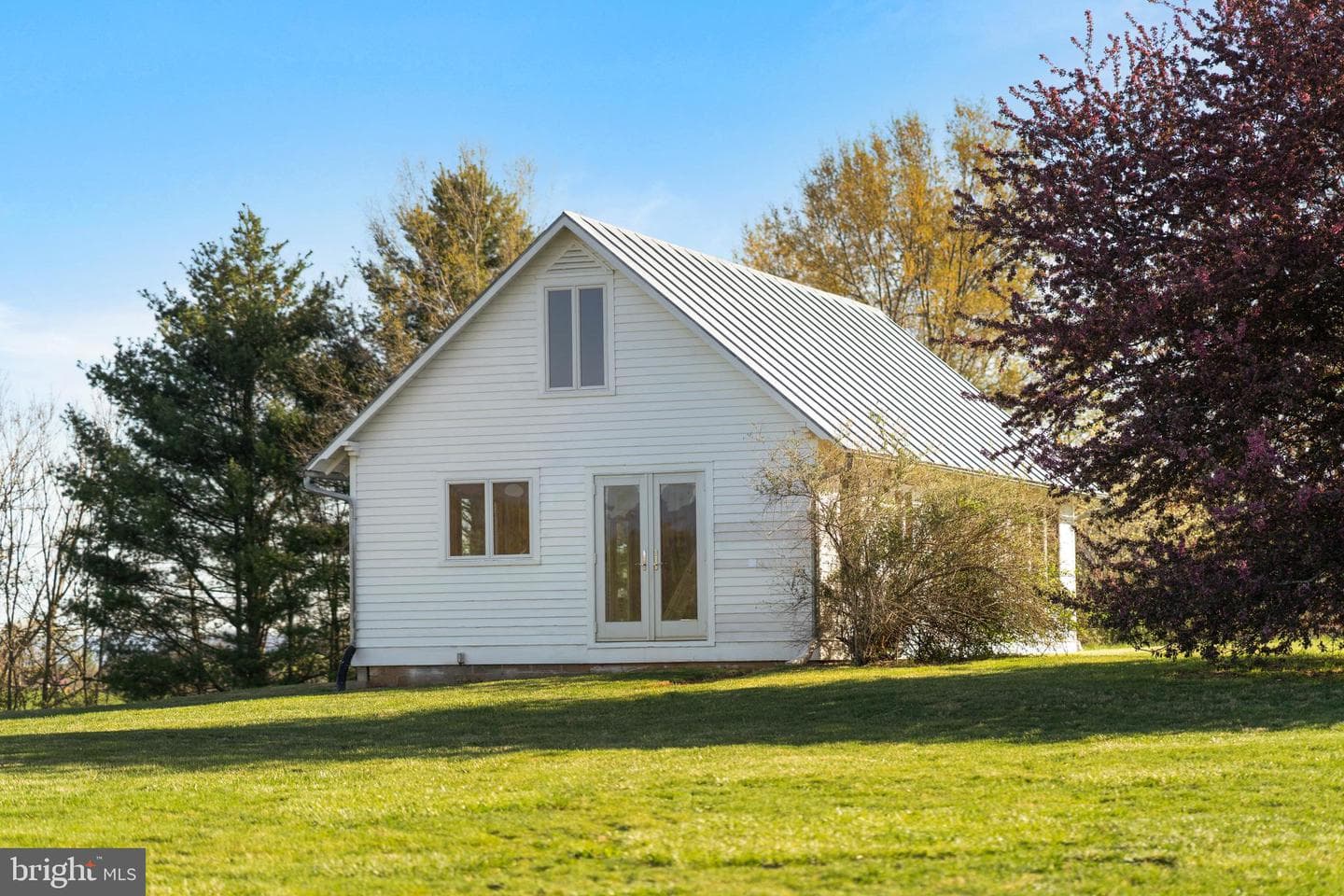 873 Hawlin Road photo 32