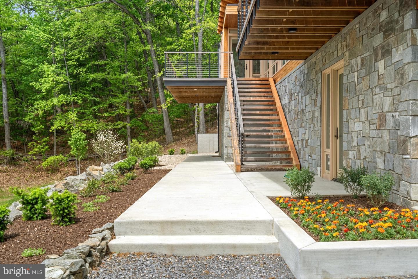 559 Bessie Bell Mountain Road photo 11