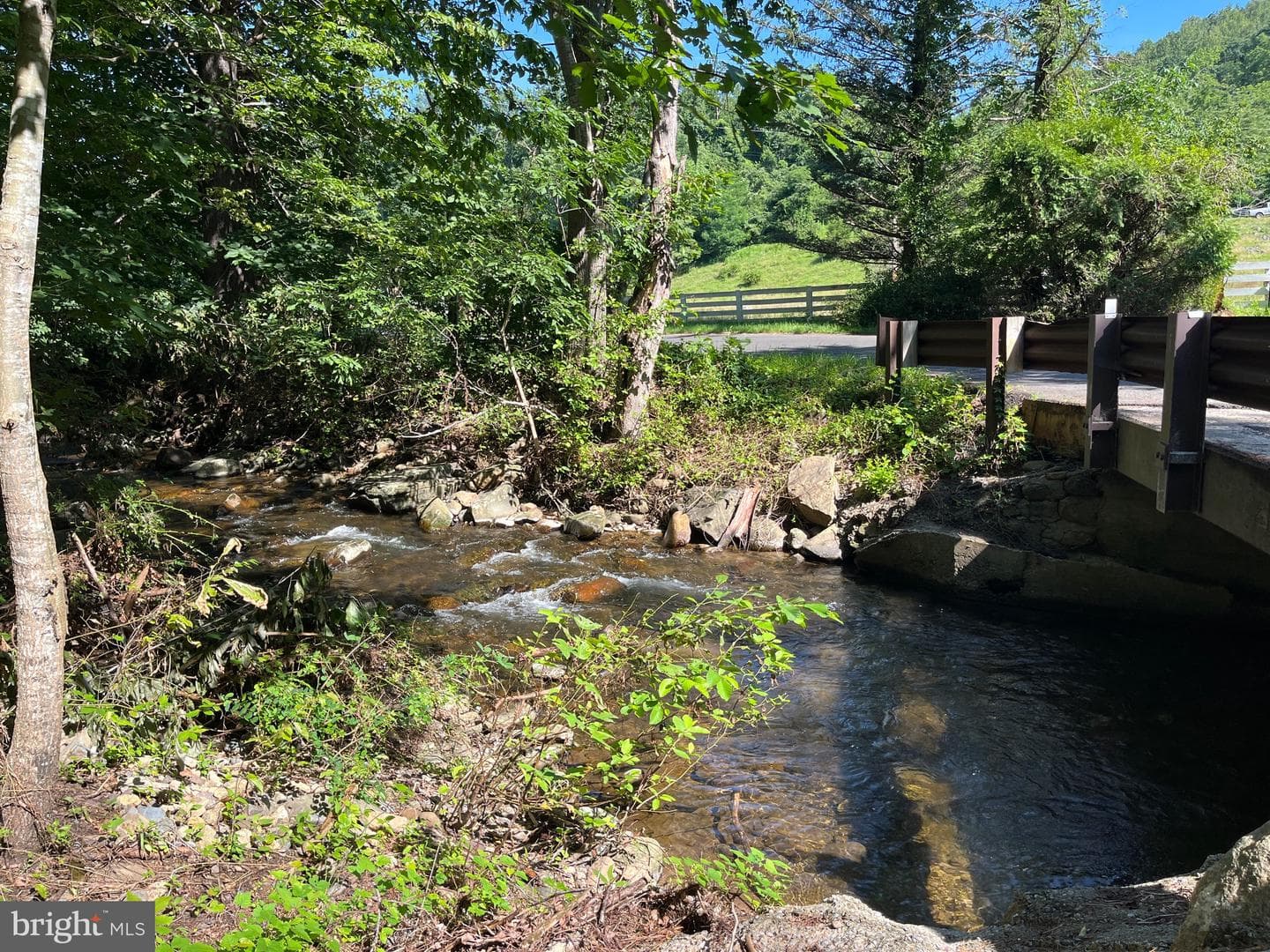 535 Old Hollow Road photo 16