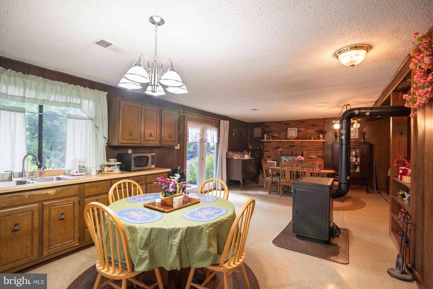 112 Highland Way photo 13