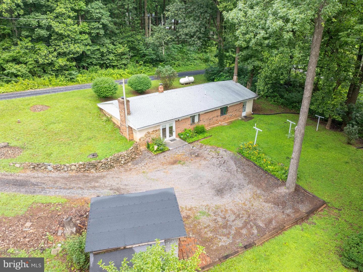 112 Highland Way photo 4