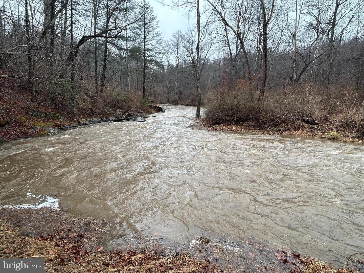 210 Grand View Road photo 4