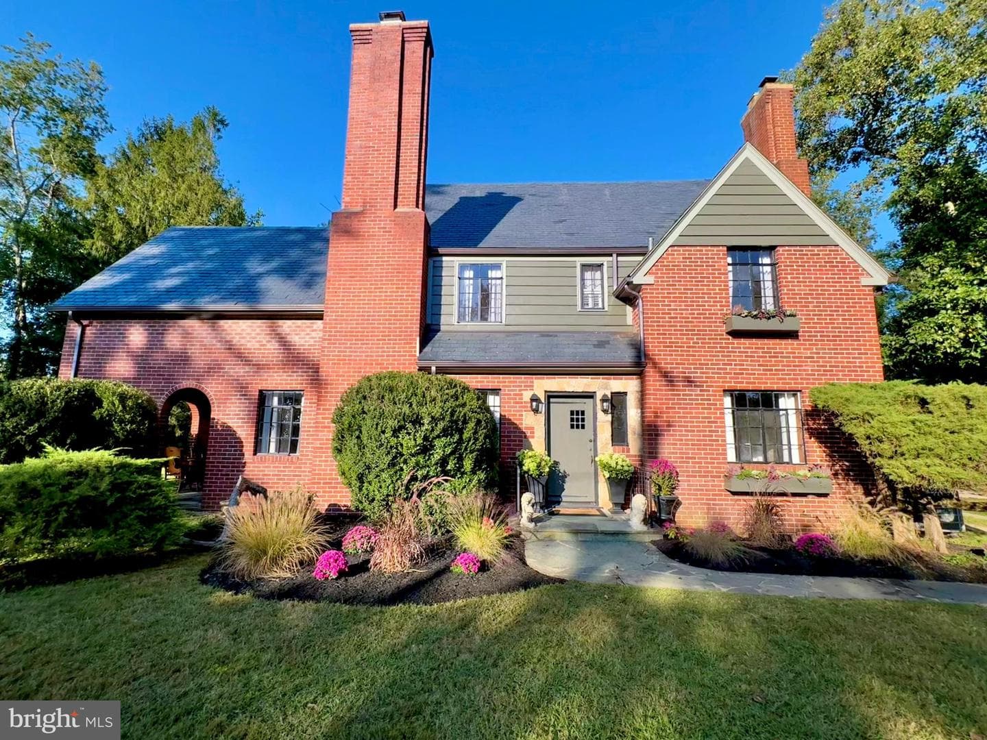 515 Mount Salem Avenue photo 1