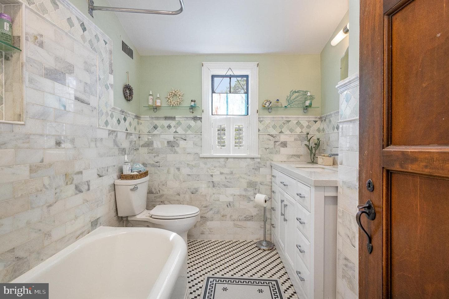 515 Mount Salem Avenue photo 54