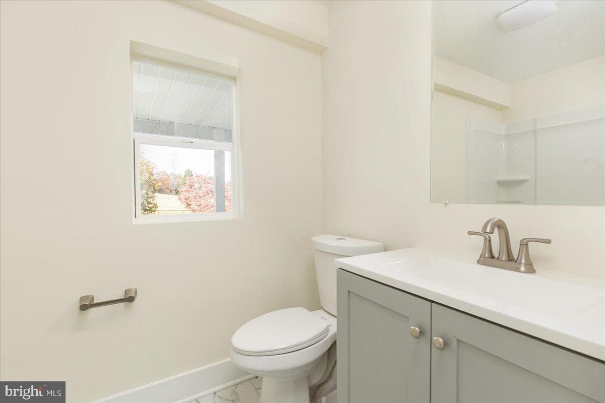 13886 Crest Hill Road photo 14
