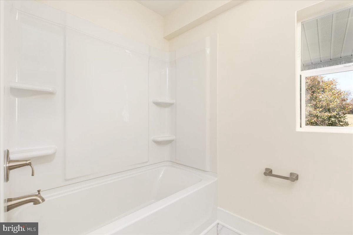 13886 Crest Hill Road photo 15
