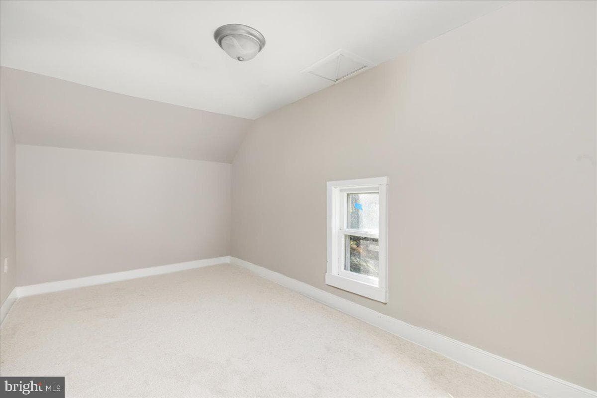 13886 Crest Hill Road photo 18