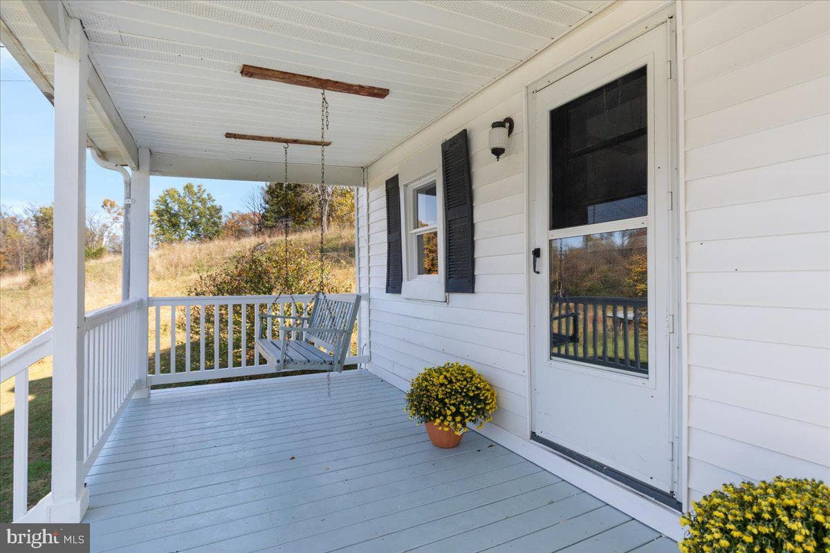 13886 Crest Hill Road photo 25