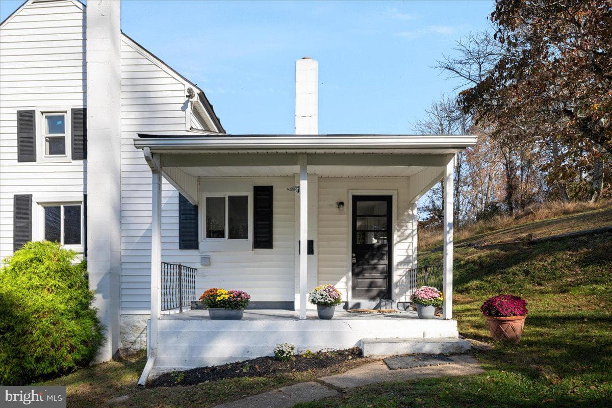 13886 Crest Hill Road photo 35