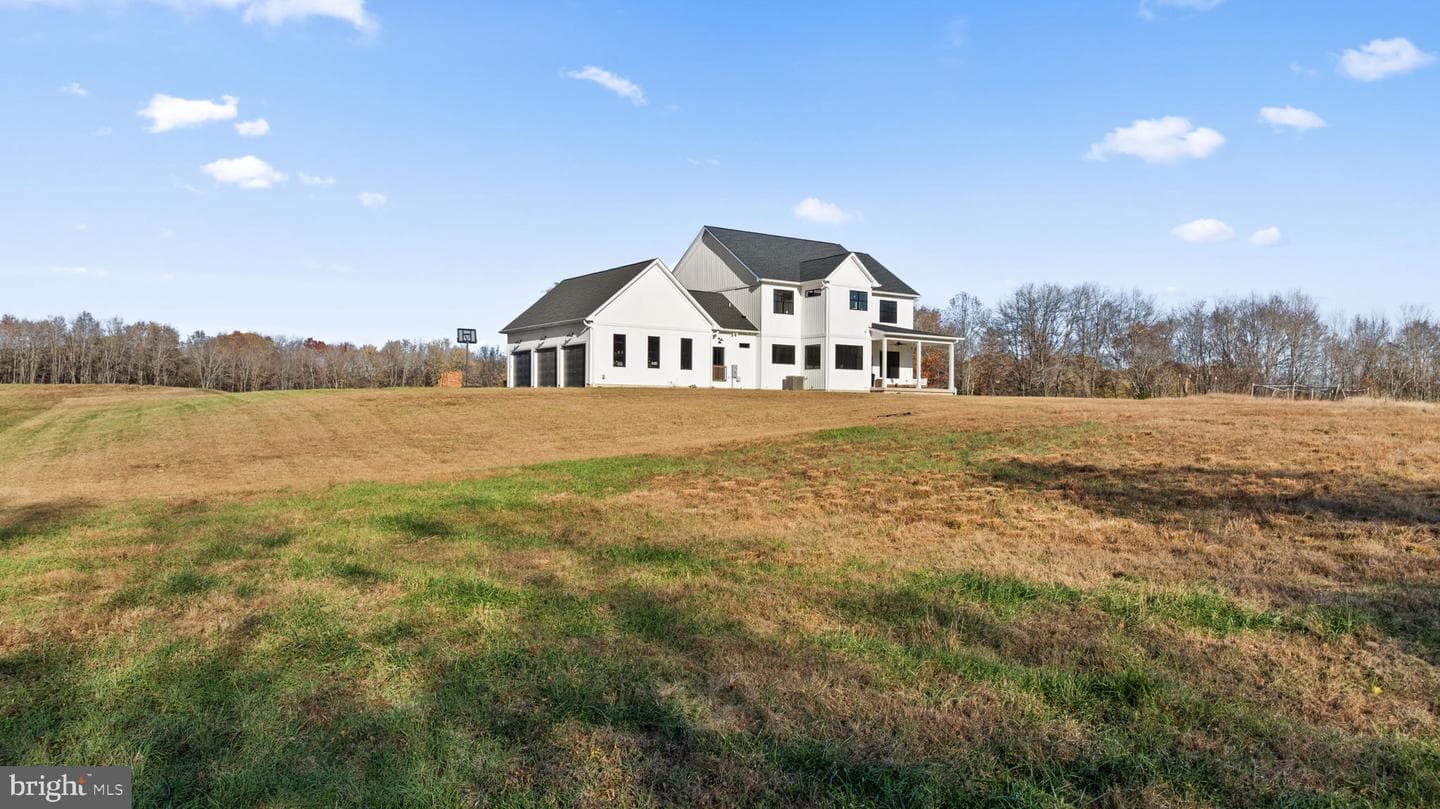14660 Lee Highway photo 48
