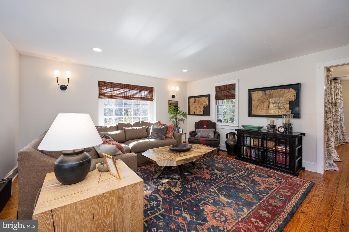560 Richmond Road photo 34