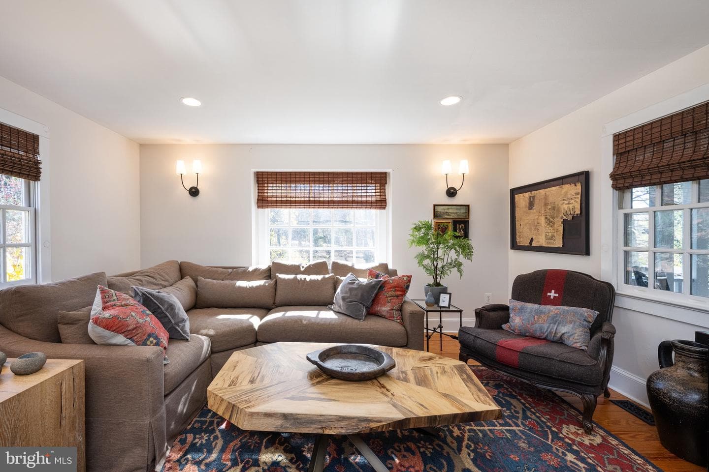 560 Richmond Road photo 35