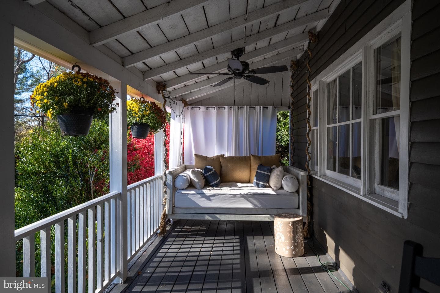 560 Richmond Road photo 6