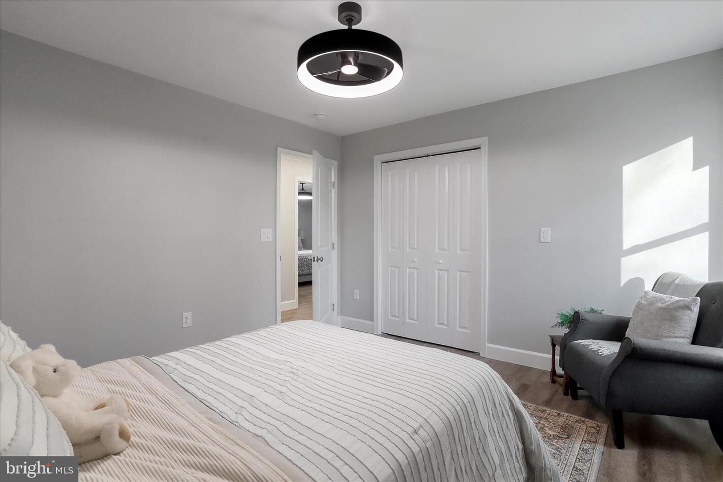 130 Highland Way photo 11
