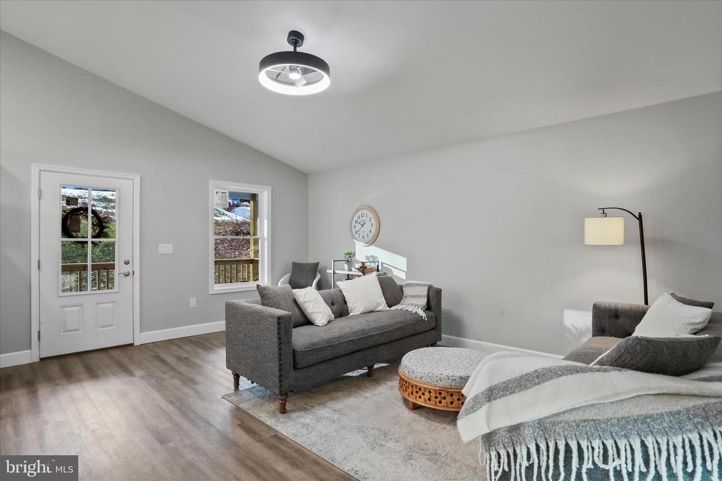 130 Highland Way photo 16