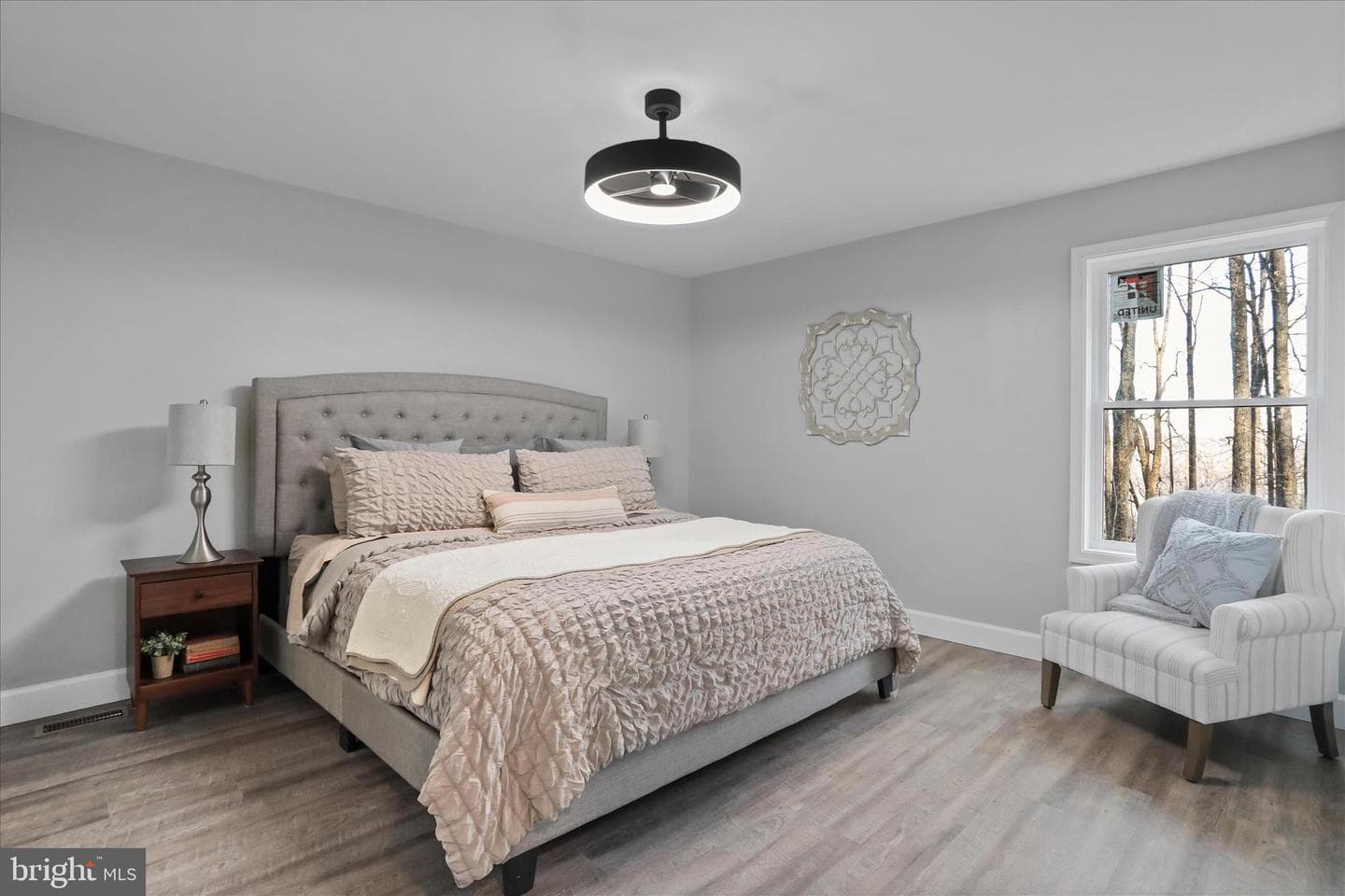 130 Highland Way photo 6