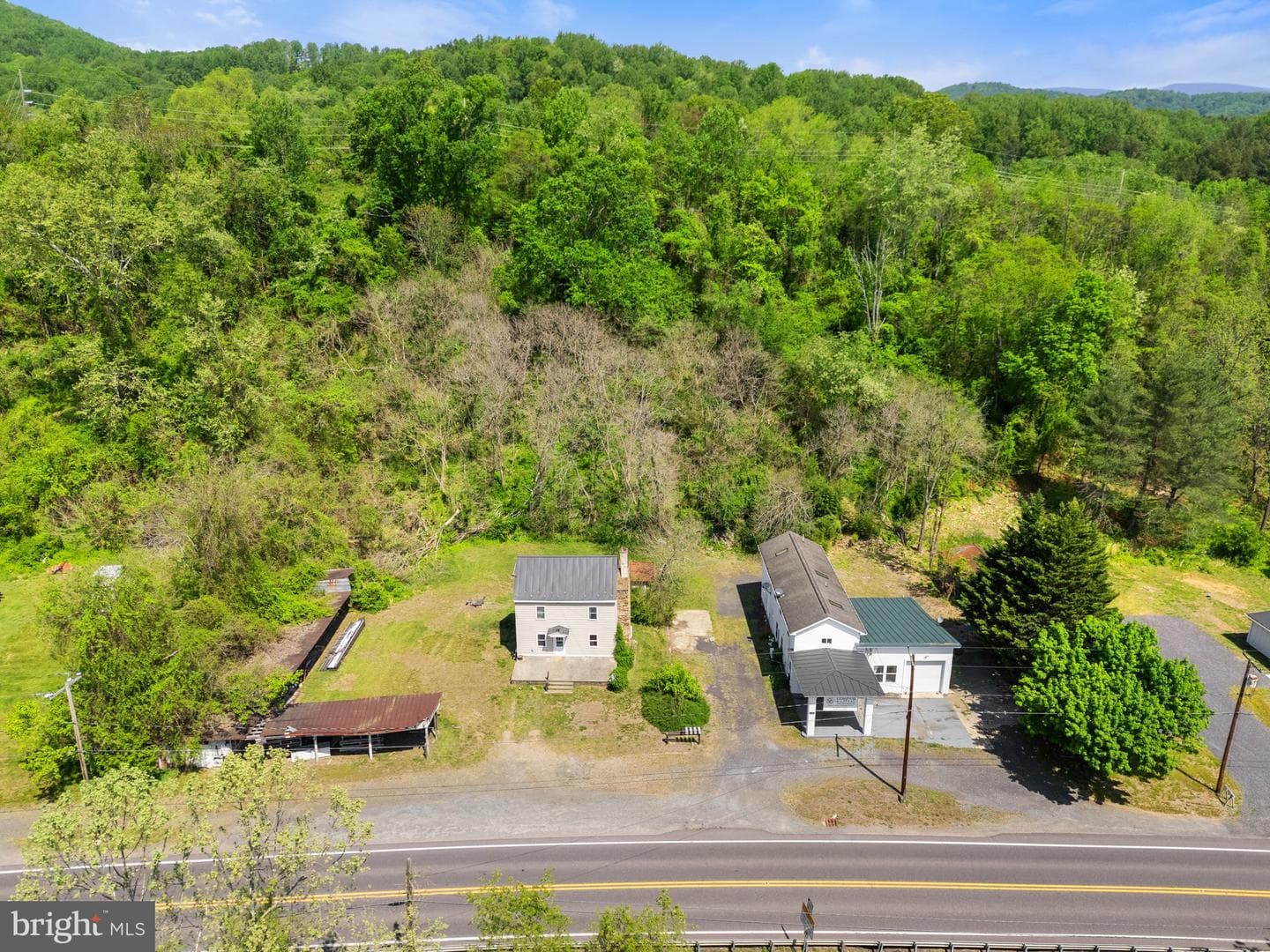 11947 Lee Highway, Sperryville