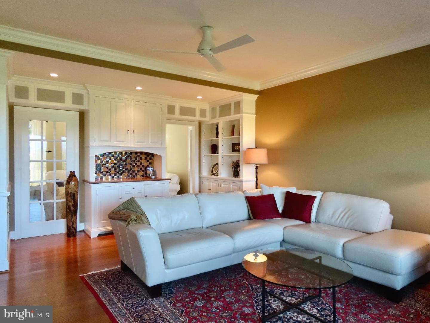 643 Richmond Road photo 18