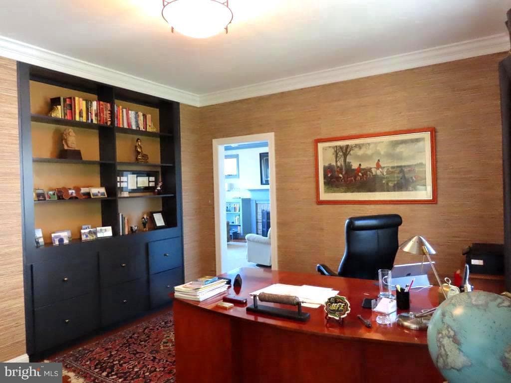 643 Richmond Road photo 21
