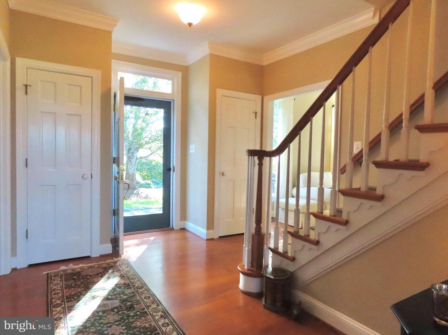 643 Richmond Road photo 9