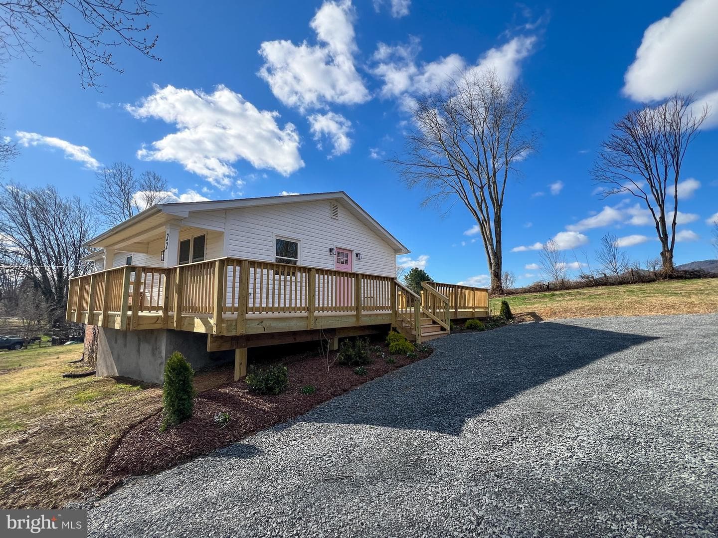 22 Hopewell Lane photo 2
