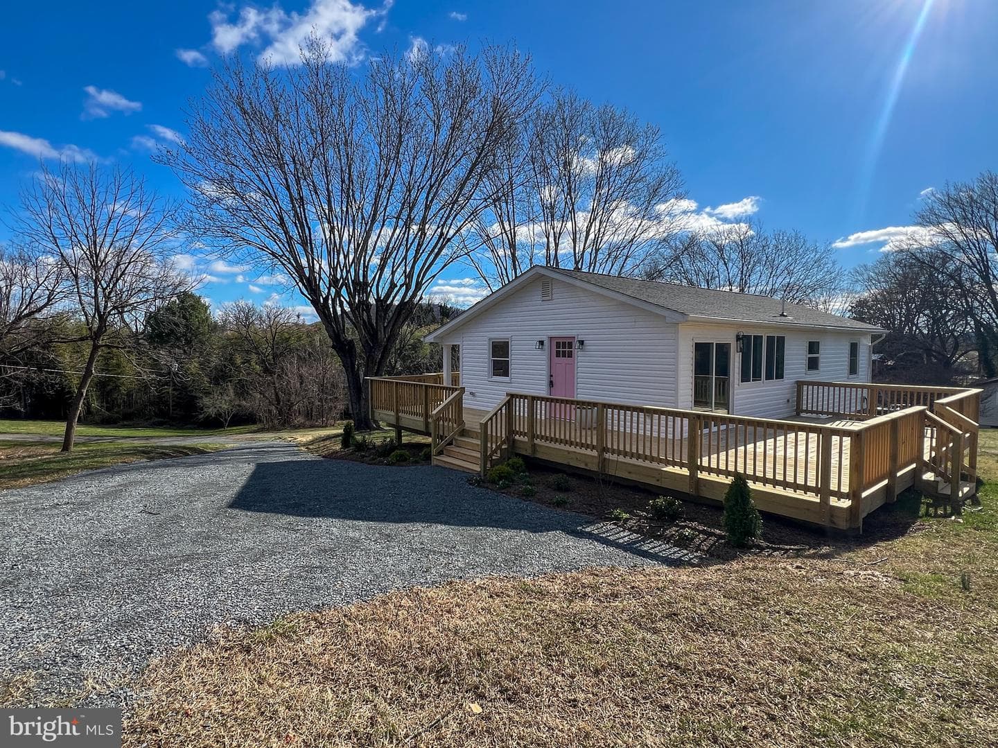 22 Hopewell Lane photo 3