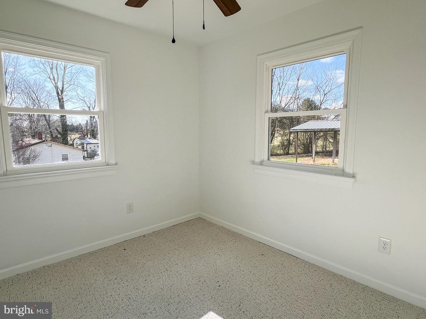 22 Hopewell Lane photo 44