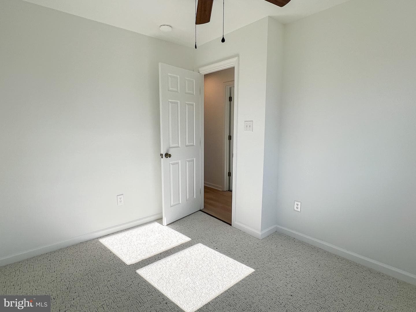 22 Hopewell Lane photo 45