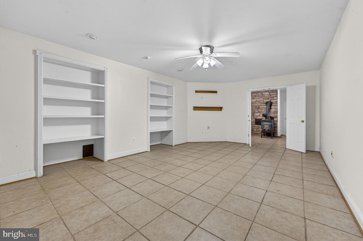584 S Poes Road photo 57
