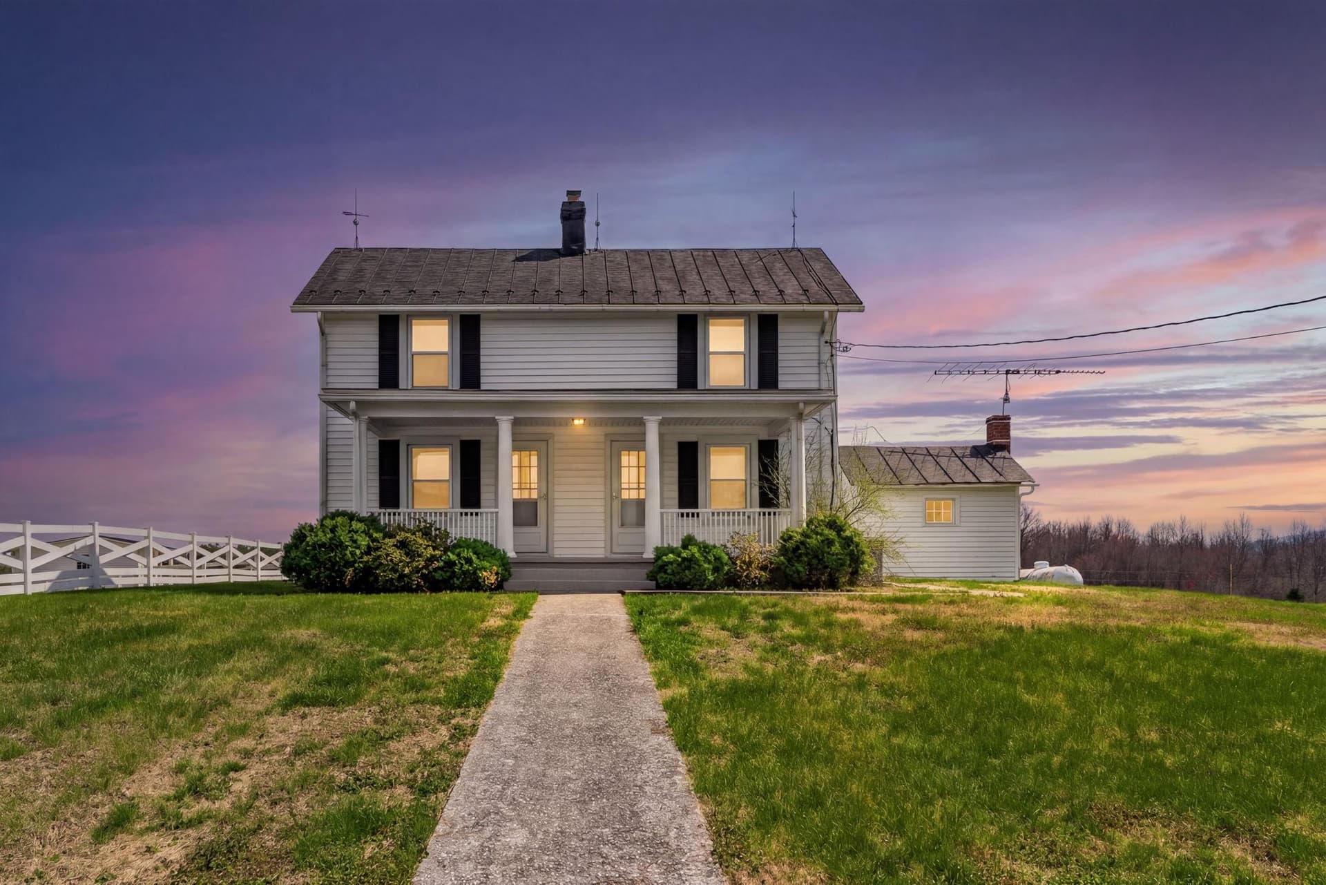 57 School House Road, Washington