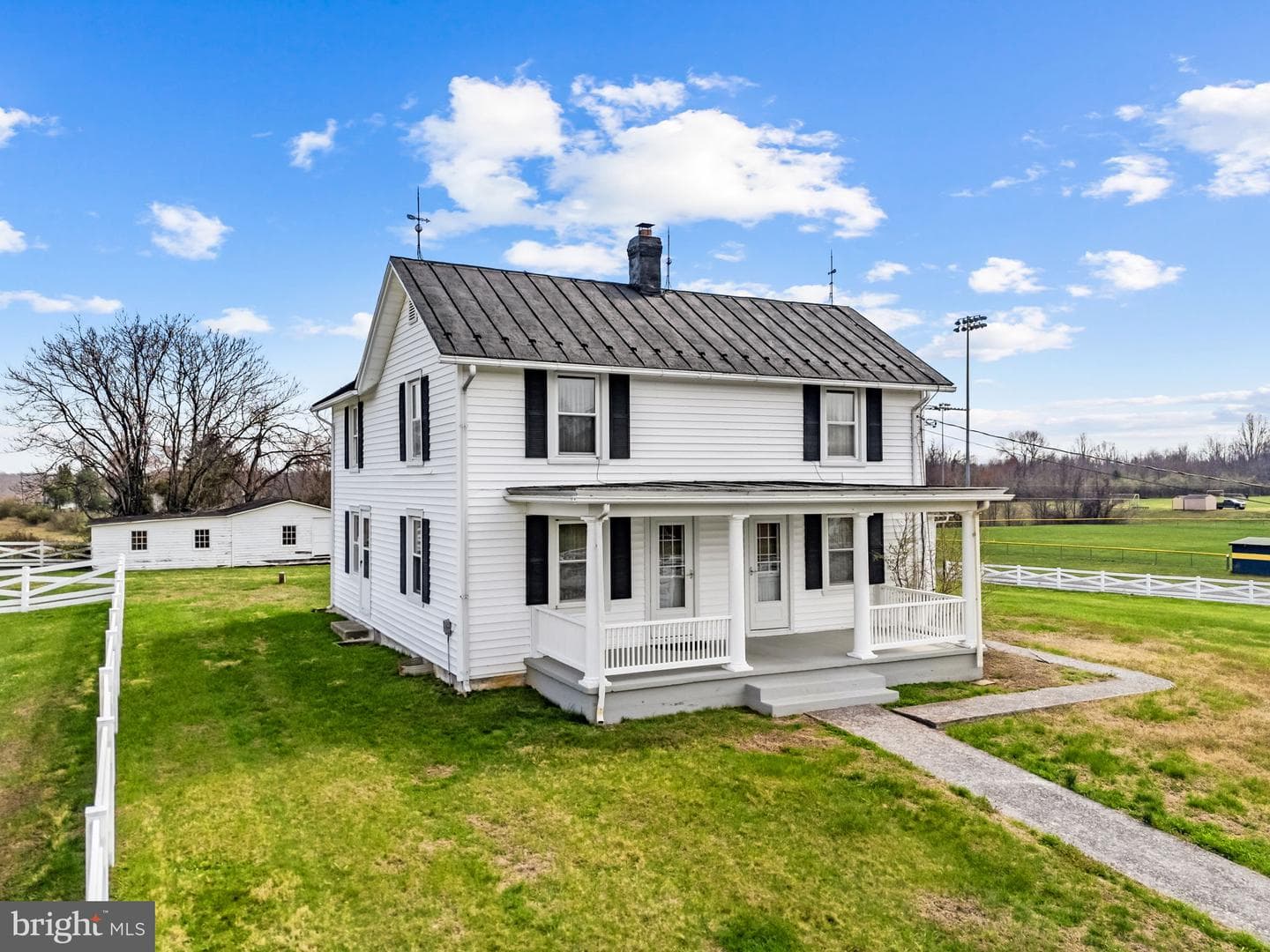 57 School House Road, Washington