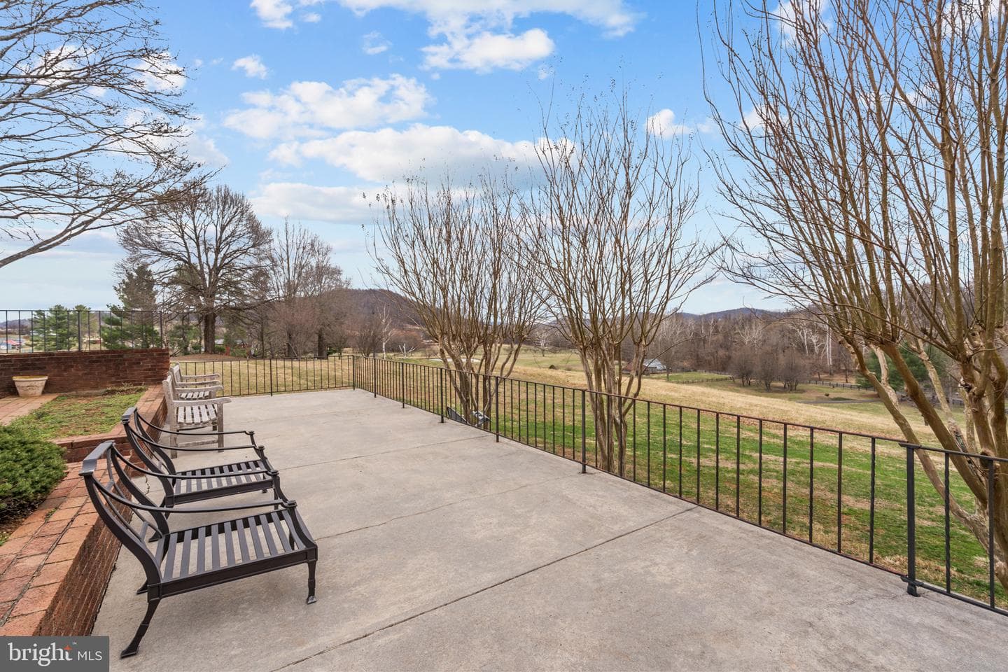 94 Old Hollow Road photo 3