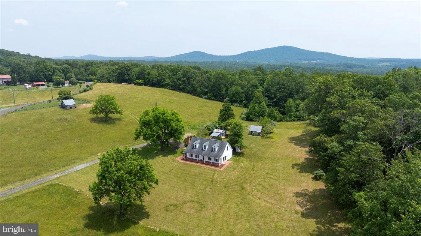 274a Aaron Mountain Road photo 4