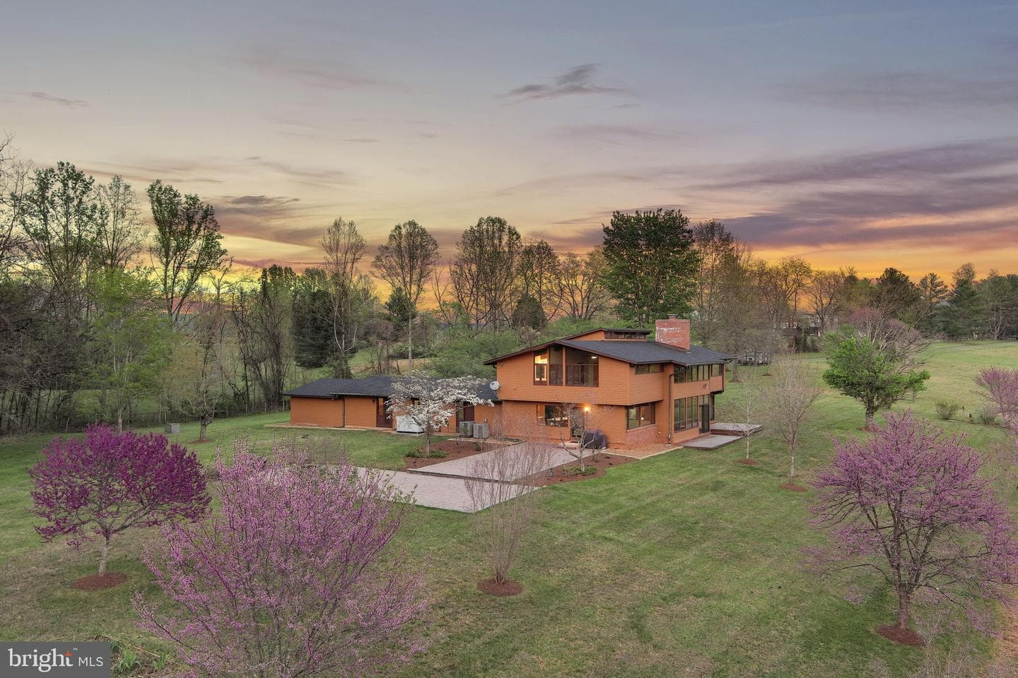 219 Tiger Valley Road photo 3