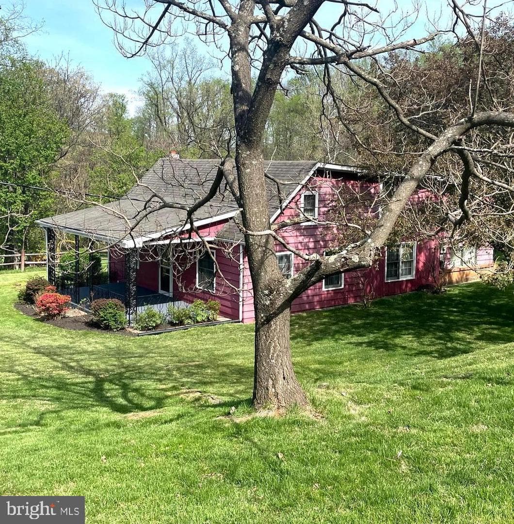 115 Chester Gap Road, Chester Gap