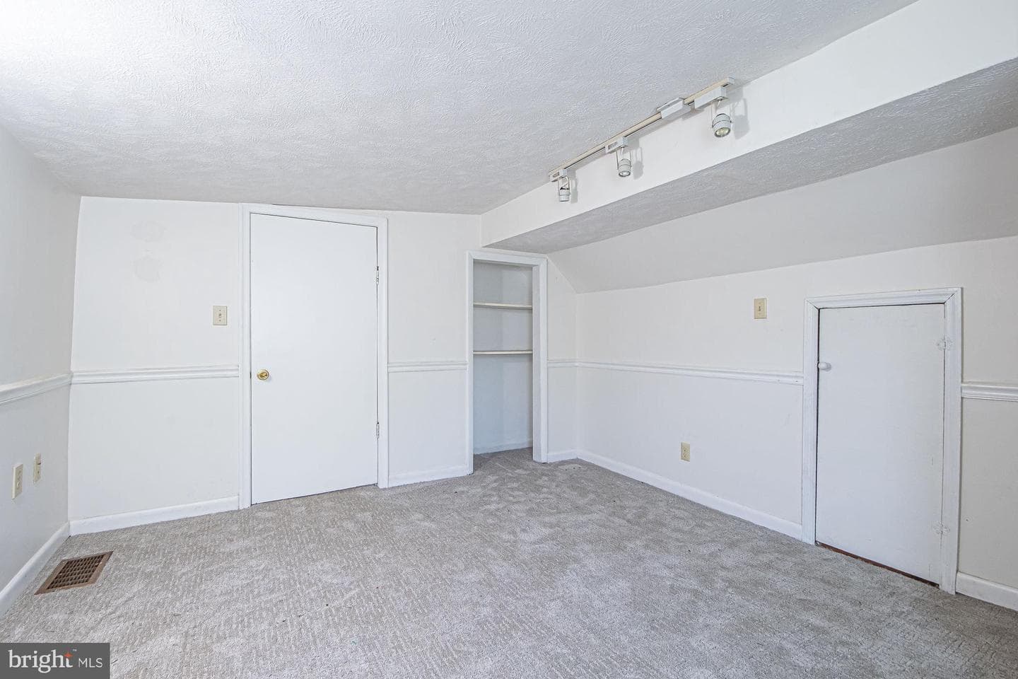 115 Chester Gap Road photo 44