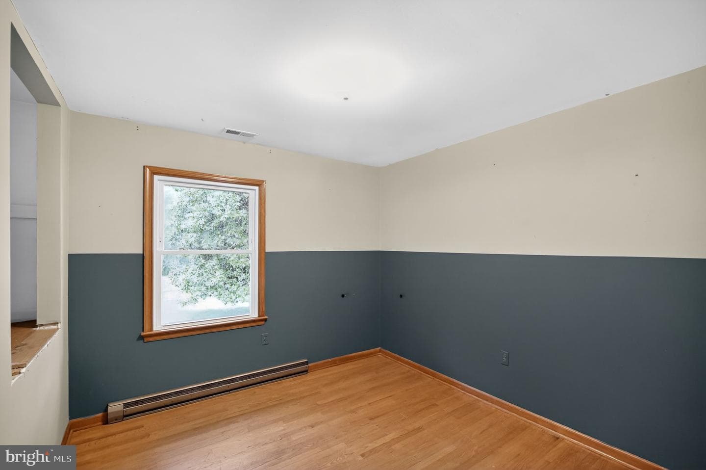512 Round Hill Road photo 11
