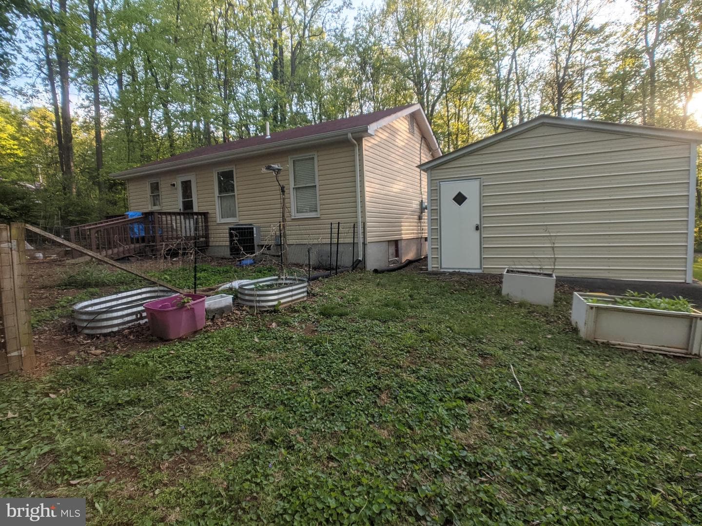 144 Hunter Avenue photo 21