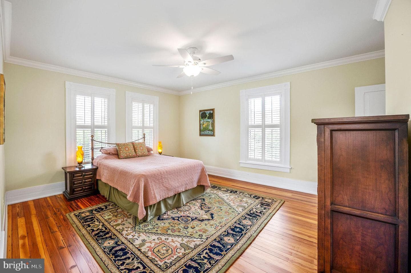 558 Gay Street photo 26