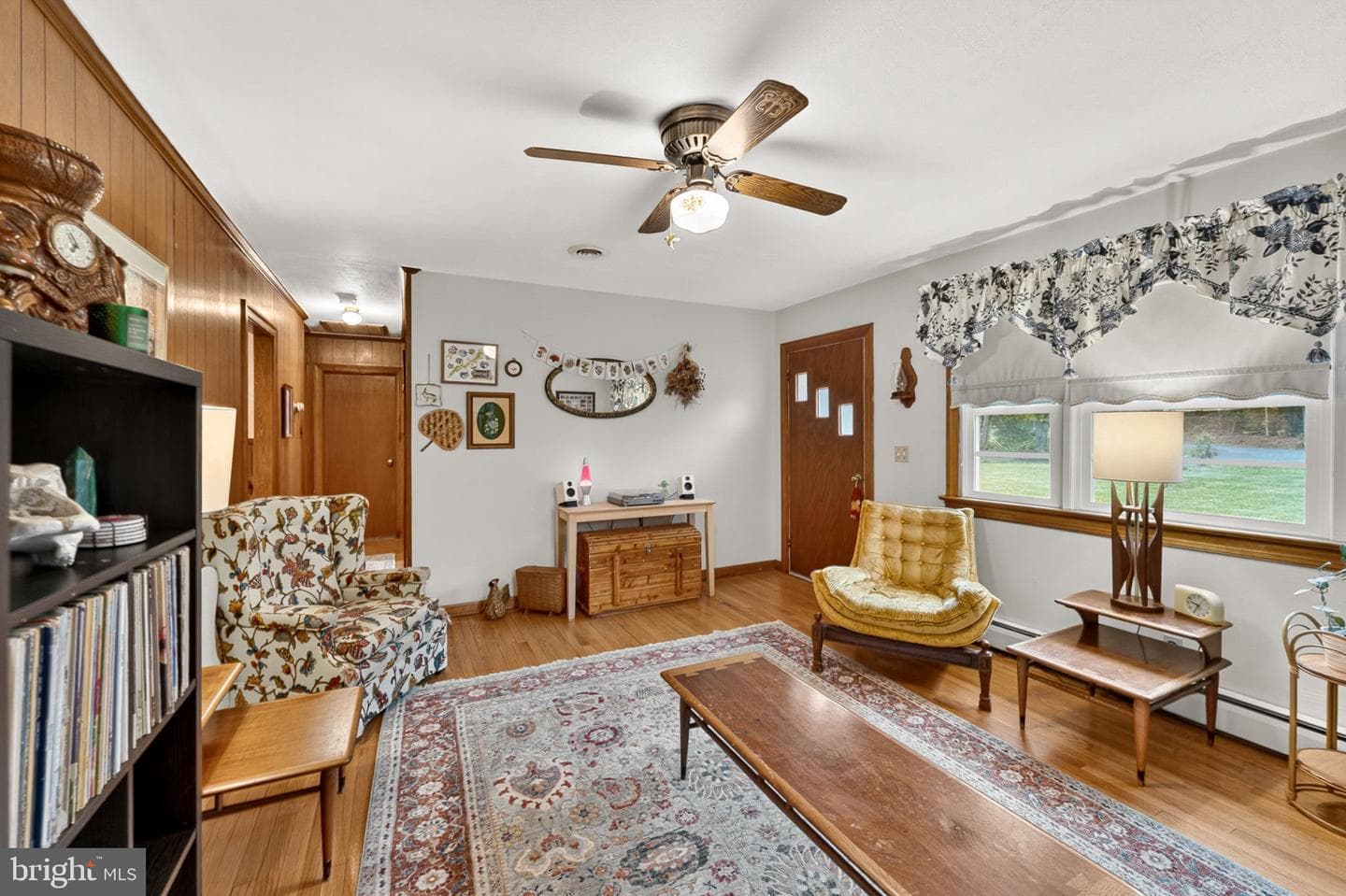 85 S Poes Road photo 18