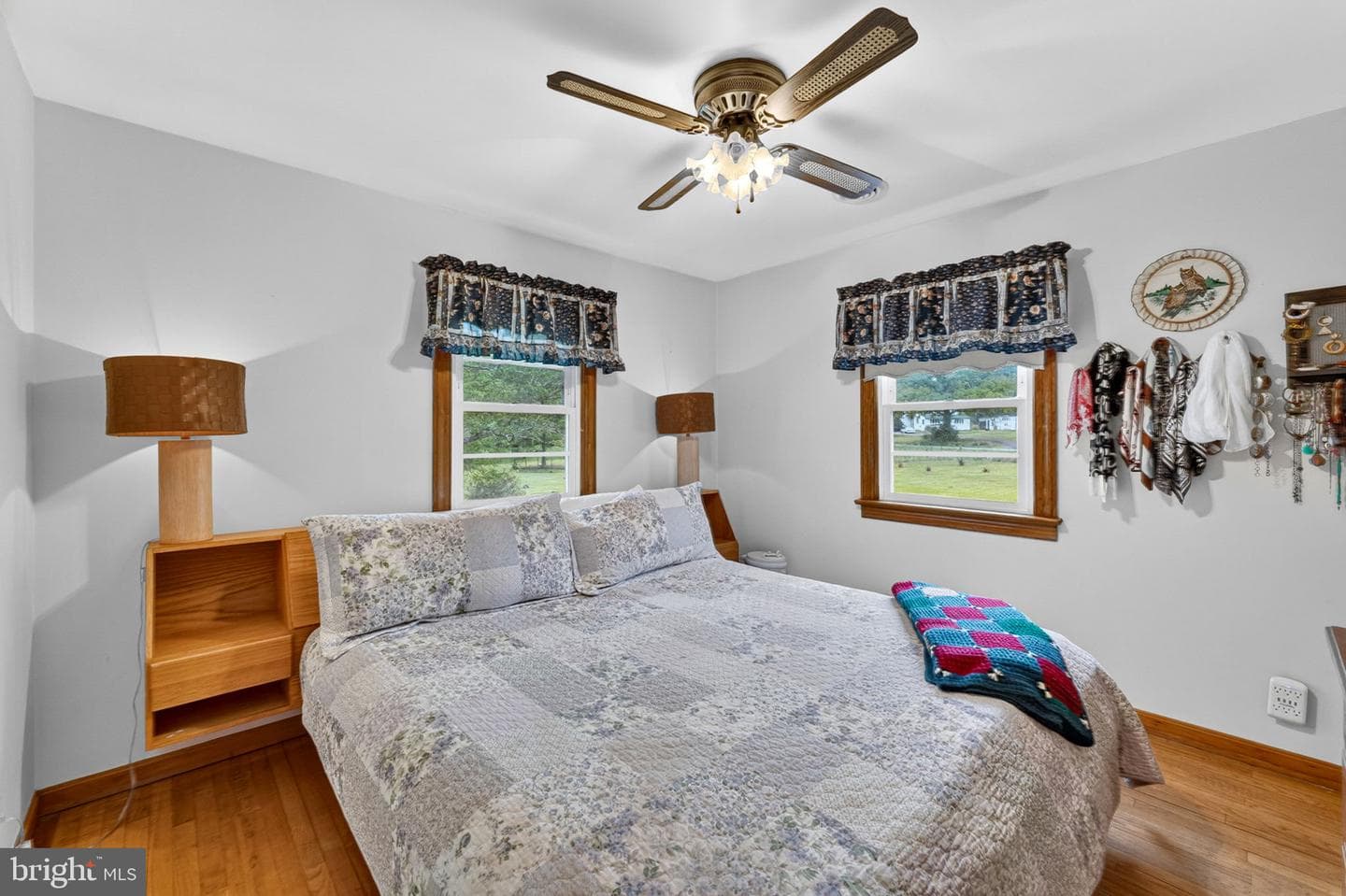 85 S Poes Road photo 30