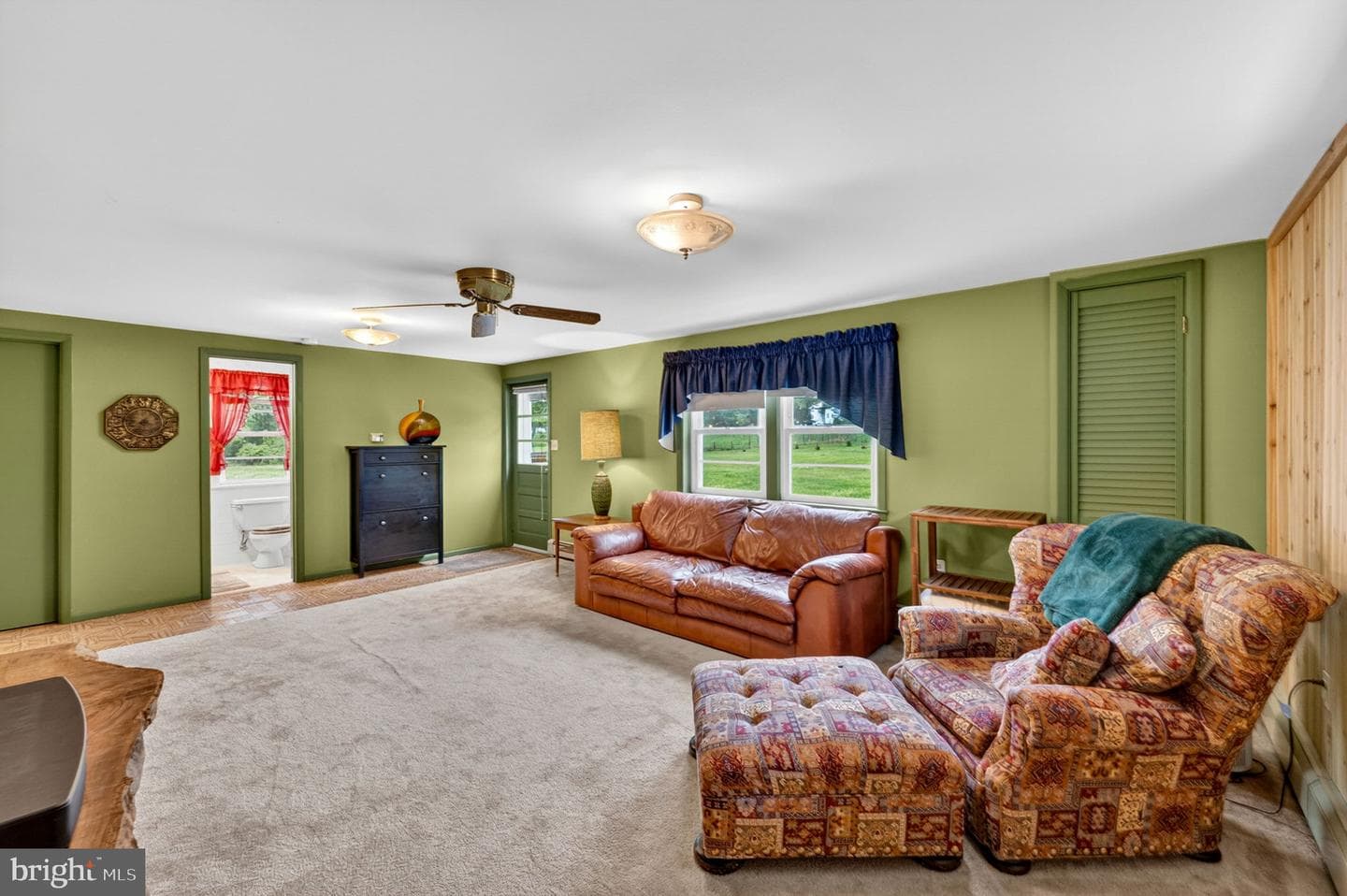 85 S Poes Road photo 38