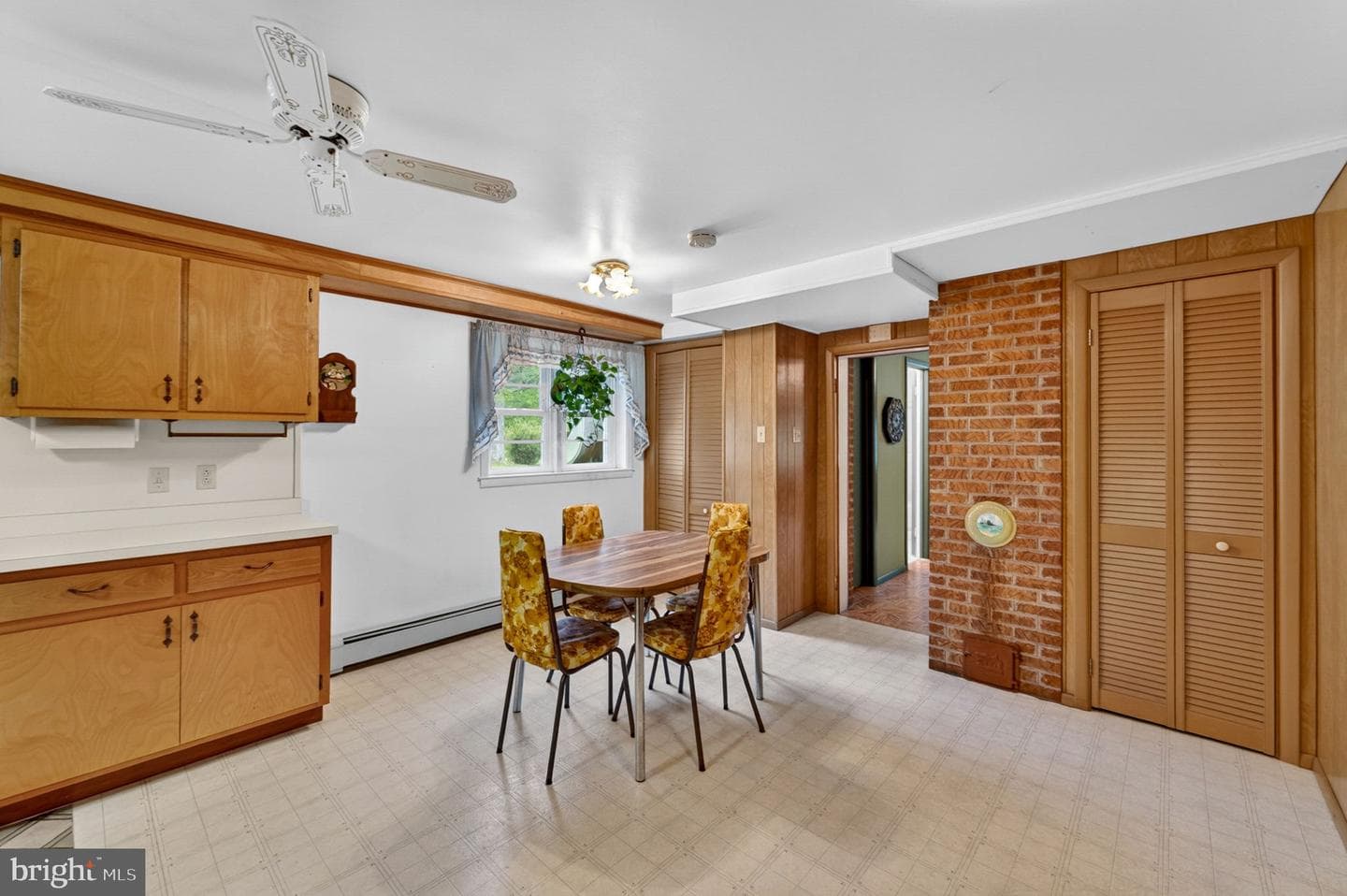 85 S Poes Road photo 49