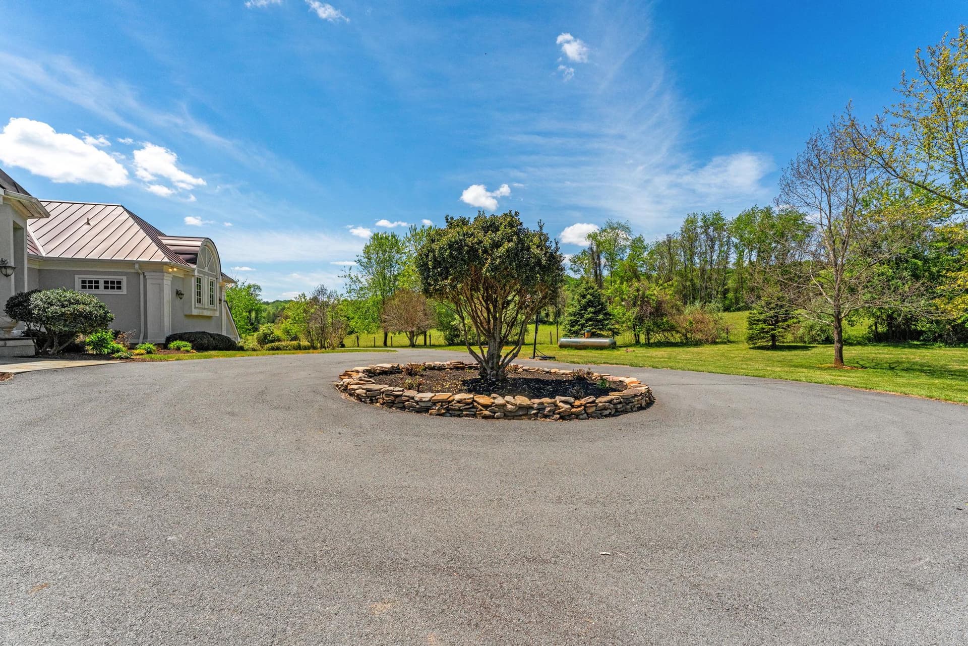 80 Narmada Lane photo 8