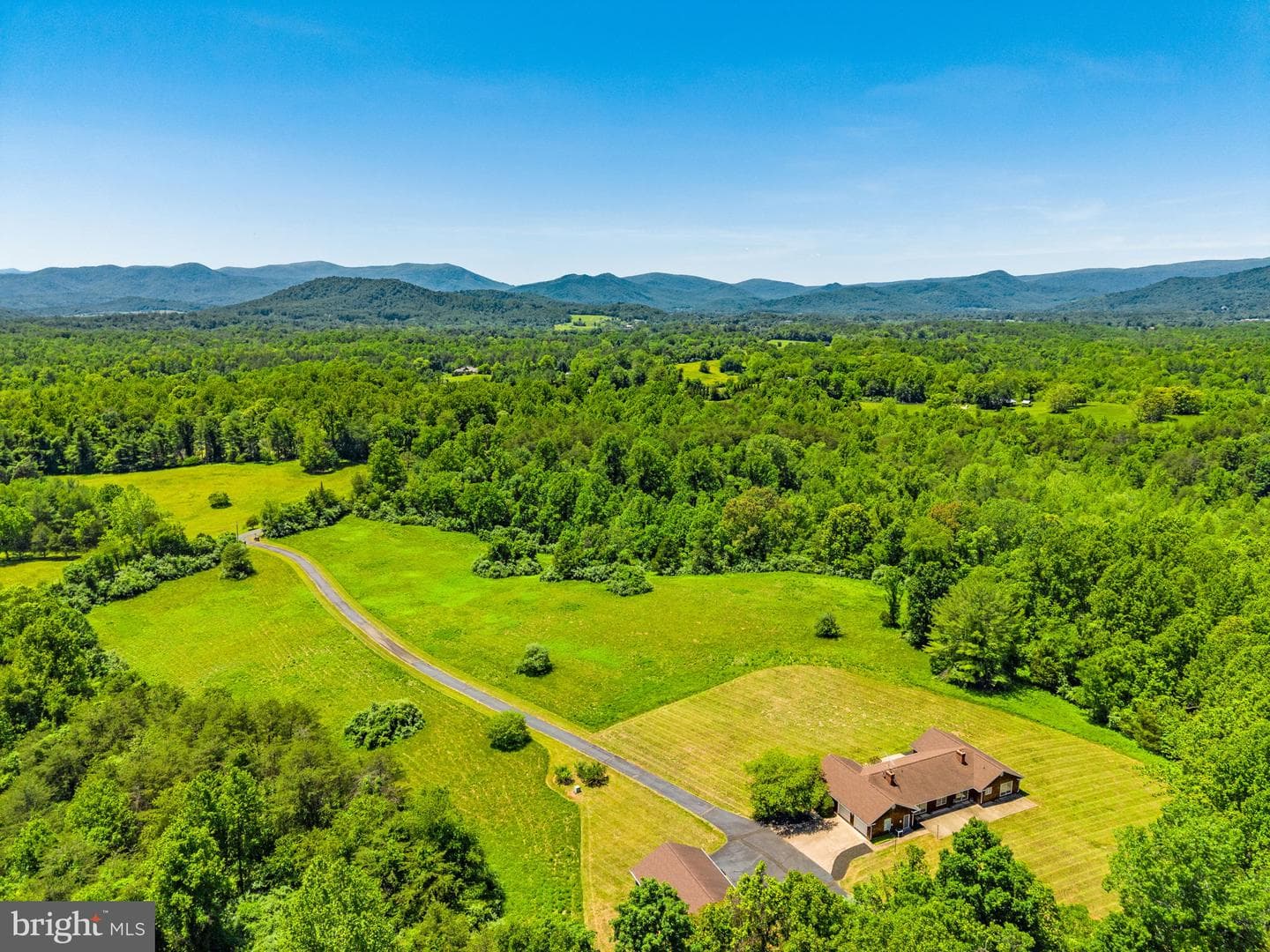 176 Rock Mills Road, Castleton