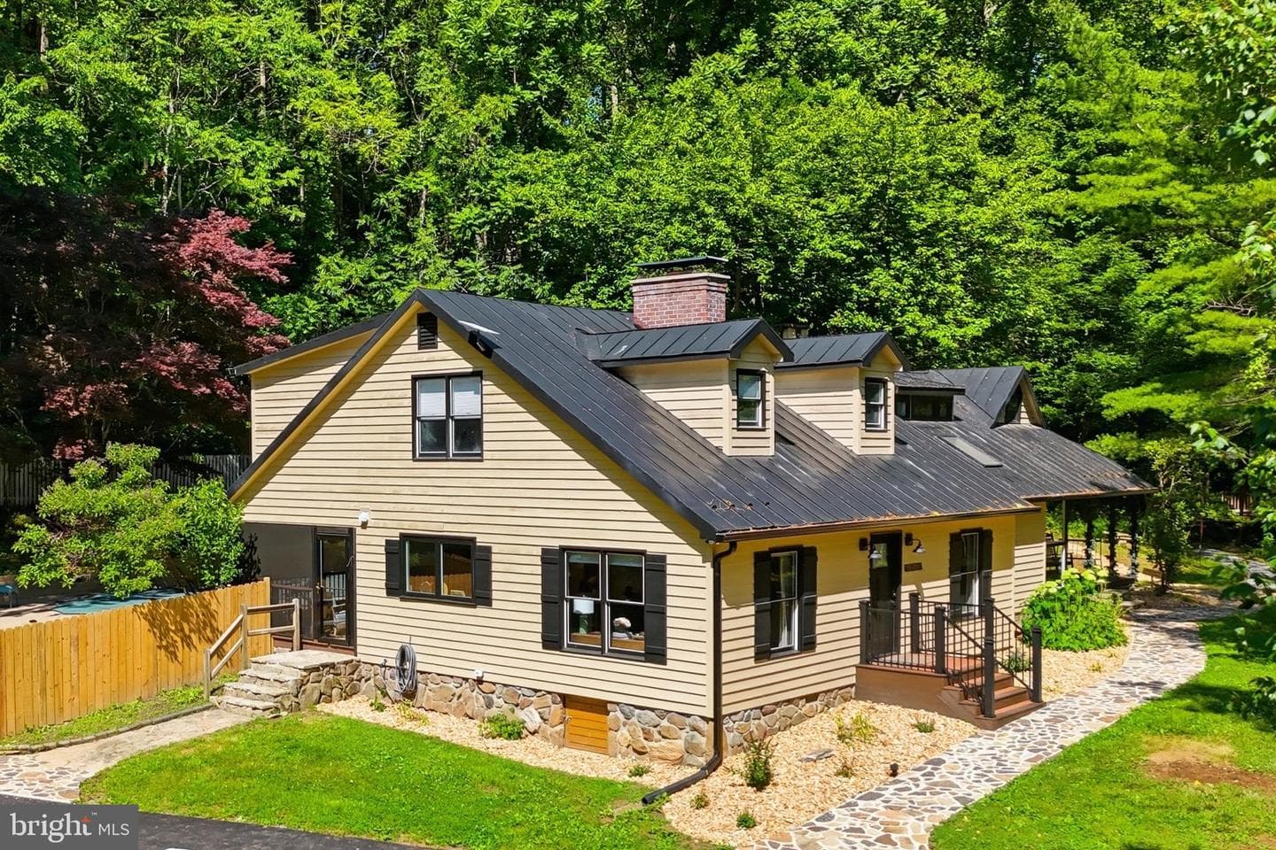 10 Ashby Rd, Sperryville