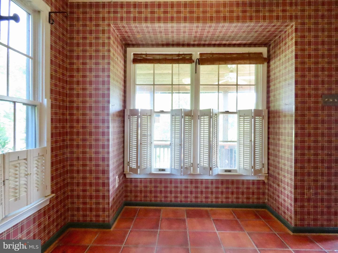 13782 Crest Hill Road photo 14