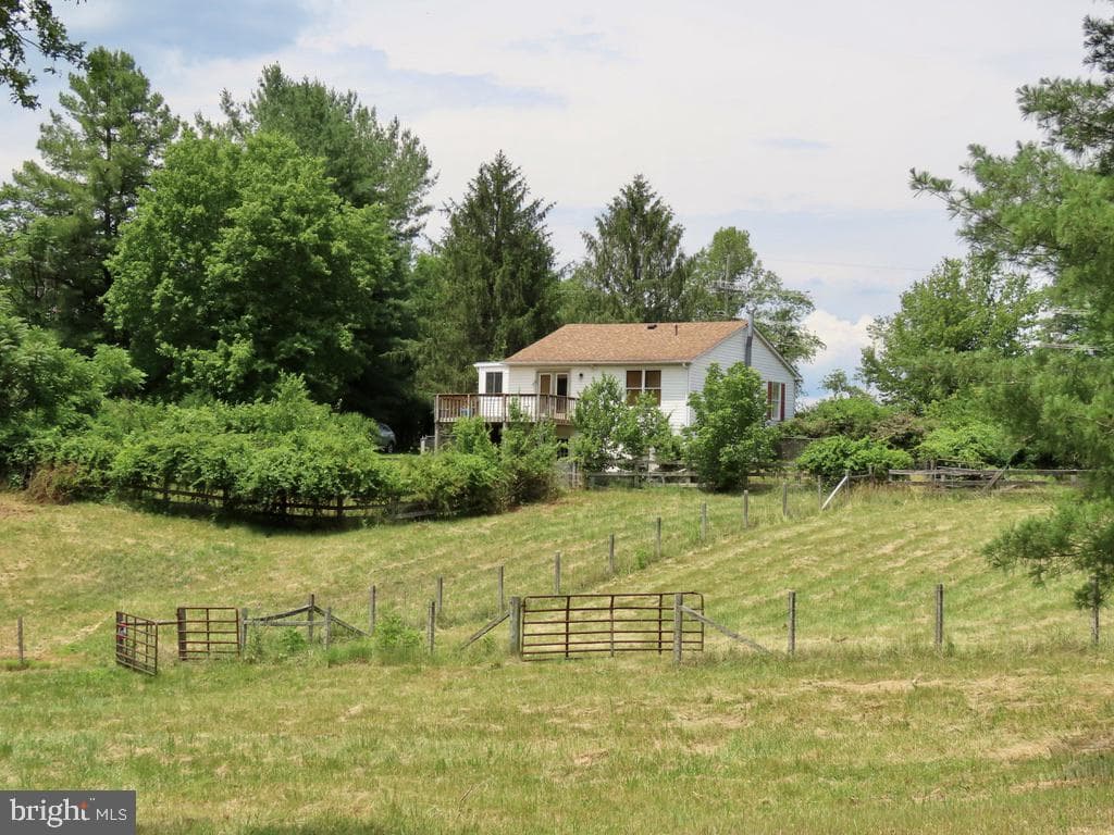13782 Crest Hill Road photo 5