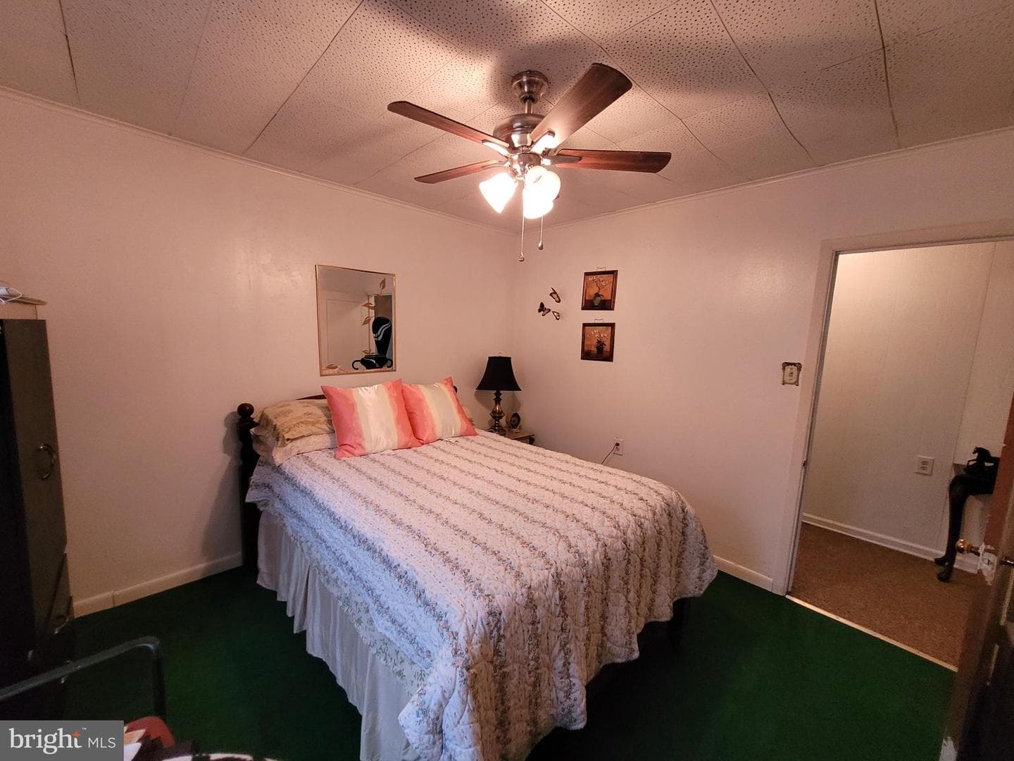 137 Shelton Lane photo 11