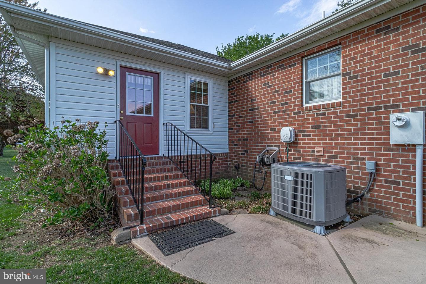 262 College Avenue photo 43